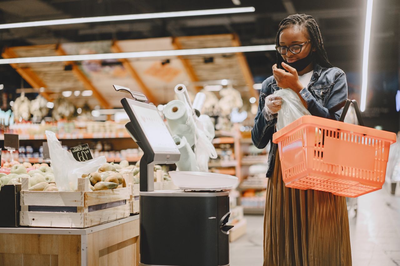 How AI Anticipates Customer Needs Before They Arise