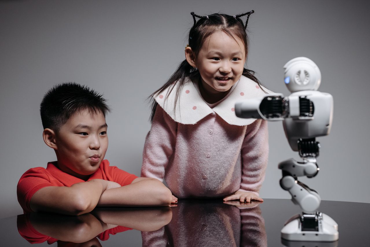 How to Build a Smart Educational Chatbot: A 5-Step Playbook